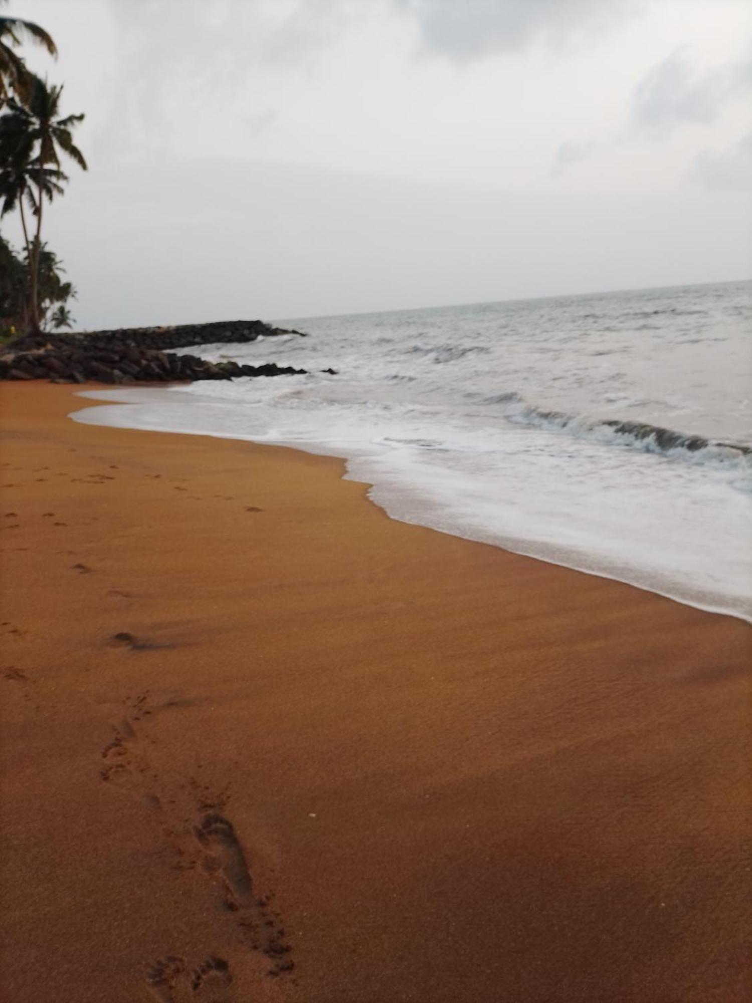 Our Little Secret Hotel Kalutara Exterior photo